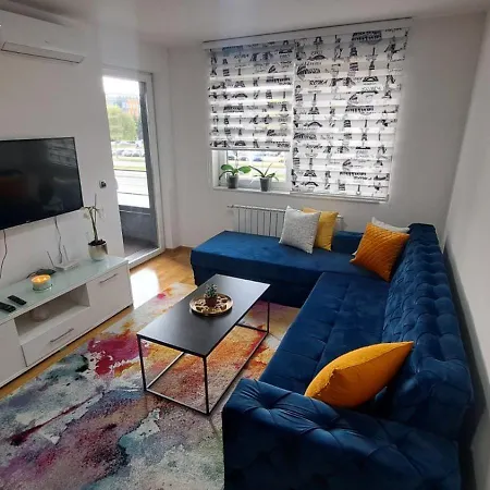 Apartment Saraj1 *